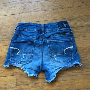 AMERICAN EAGLE DISTRESSED SHORTS